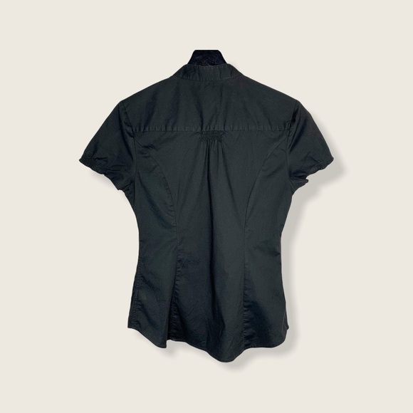 Express Ruched Short Sleeve Top - Picture 4 of 11